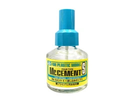 Mr. Cement S 40 ml / Суперрідкий клей для пластику Mr. Hobby MC129 Mr. Cement S 40 ml / Суперрідкий клей для пластику Mr. Hobby MC129